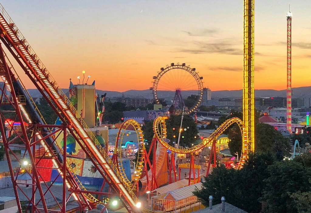 Amusement Parks in Mexico: Rides, Thrills & Magic